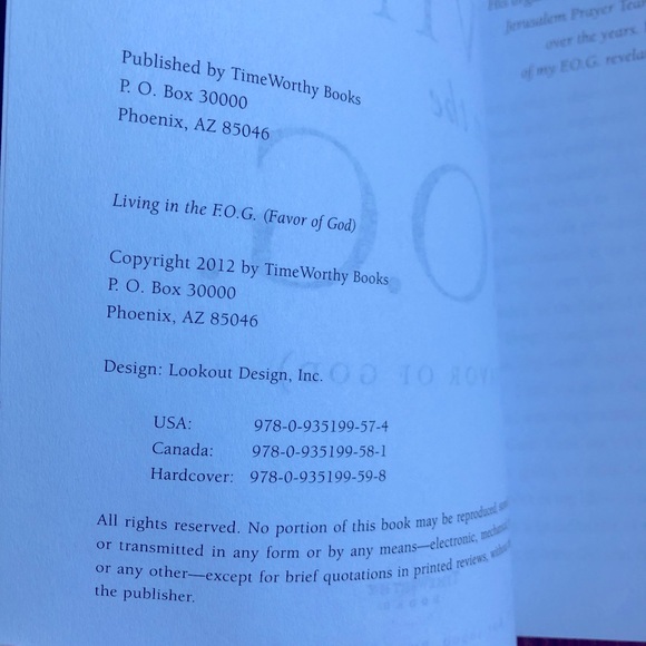 LIVING IN THE F.O.G. (Favor of God) by Mike Evans Christian Book NEW - Picture 5 of 11